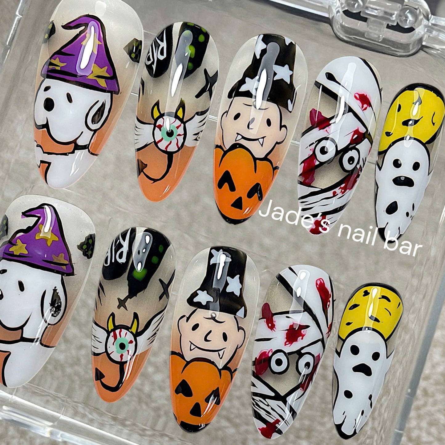 Halloween x Snoopy Press on Nails Hand painted Design - Trendy 2026 Halloween Nails