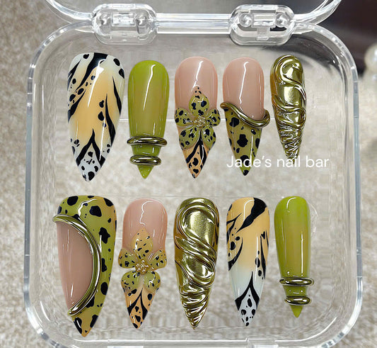Fall Press on Nails Leopard Print Design - Luxe Safari Animal Nail Art