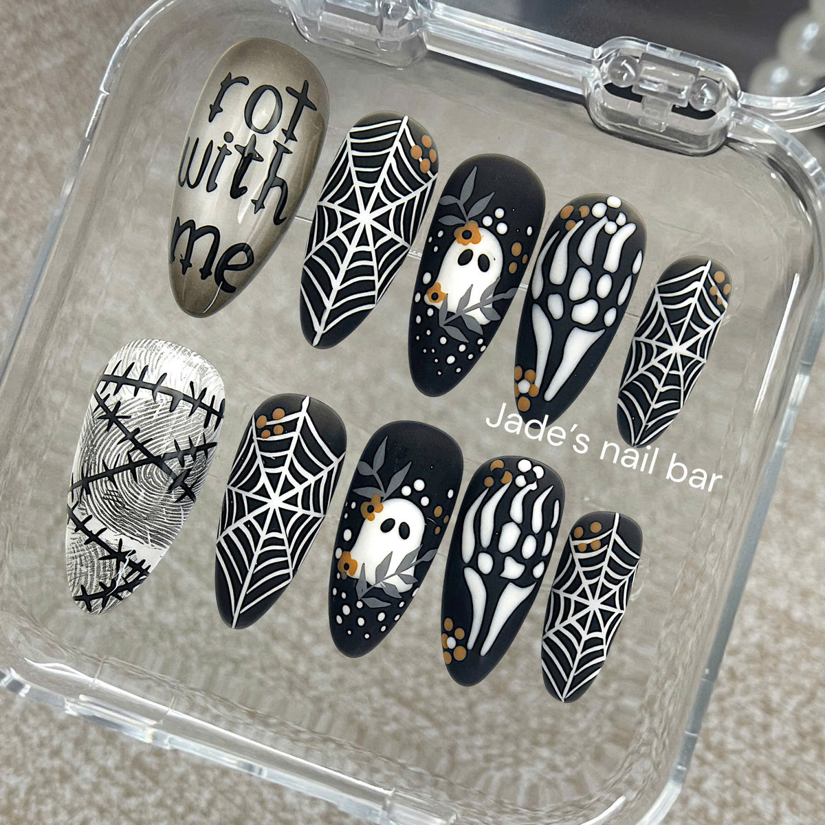 Cute Ghost Handpainted Halloween Press on Nails - Trendy 2026 Halloween Nails